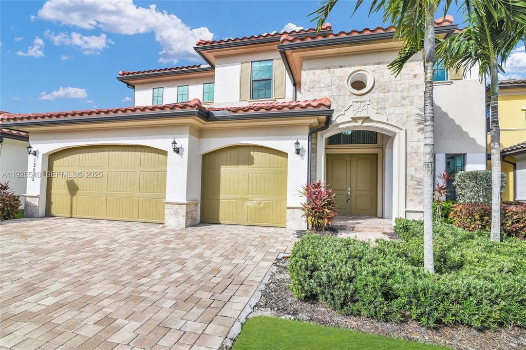 12535 N Parkland Bay Trl, Parkland, FL 33076