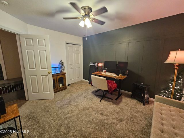 204 Sourwood Court, Jacksonville, NC 28540