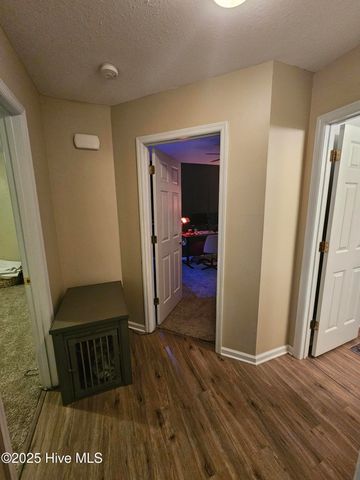 204 Sourwood Court, Jacksonville, NC 28540