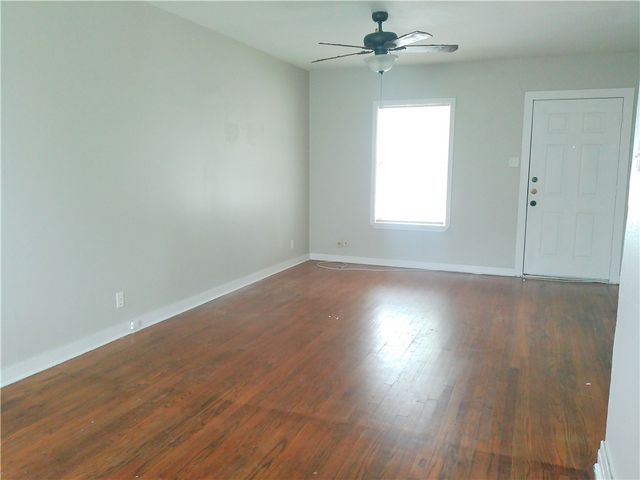 2837 Sarita St, Corpus Christi, TX 78405
