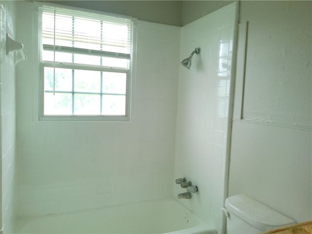 2837 Sarita St, Corpus Christi, TX 78405