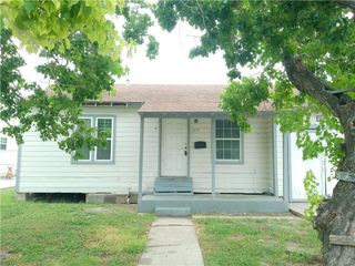 2837 Sarita St, Corpus Christi, TX 78405