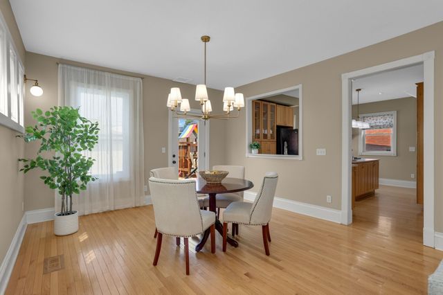 1117 Portland Avenue, Saint Paul, MN 55104