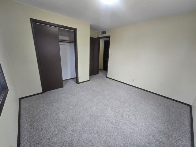 507 Alexander St, Winfield, KS 67156