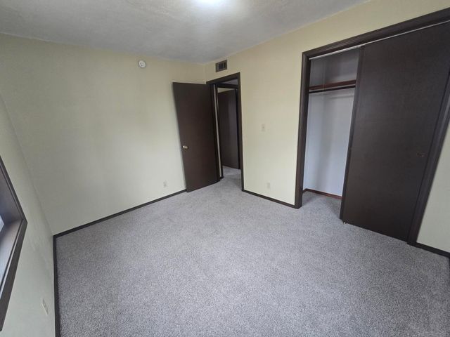 507 Alexander St, Winfield, KS 67156