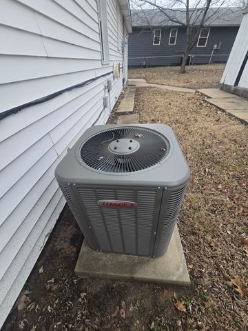 507 Alexander St, Winfield, KS 67156