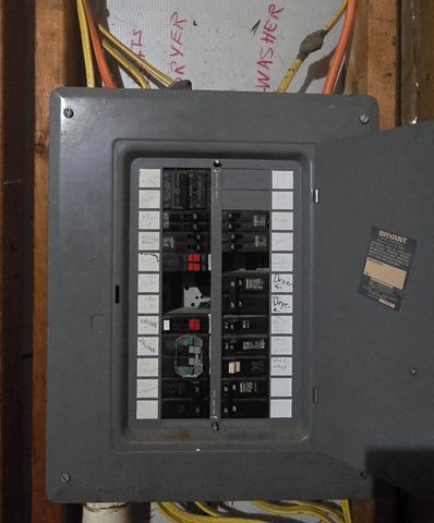 507 Alexander St, Winfield, KS 67156