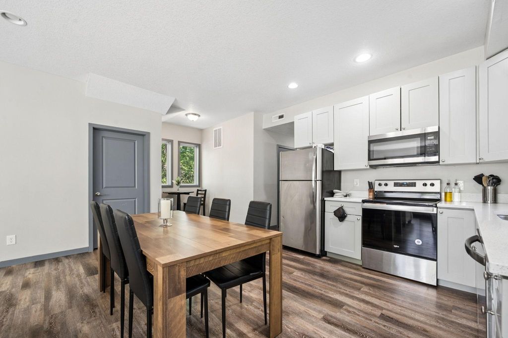 211 Belvidere Street E, Saint Paul, MN 55107 — photo 2