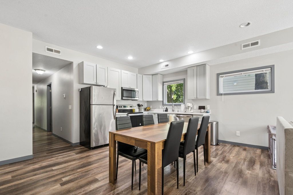 211 Belvidere Street E, Saint Paul, MN 55107 — photo 3