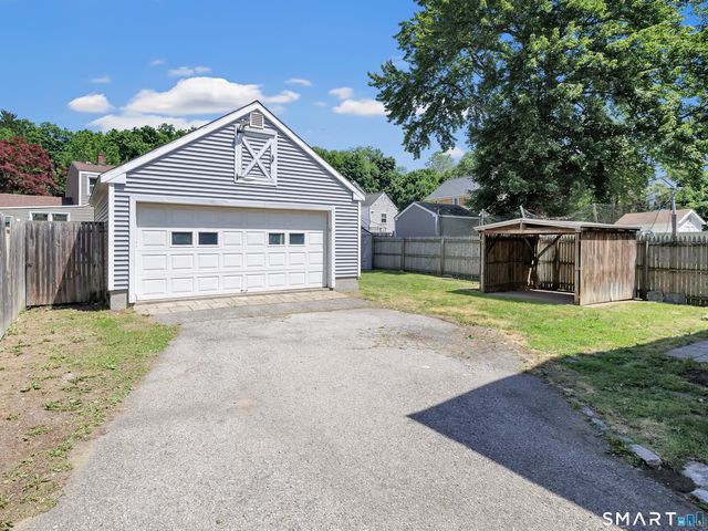 41 Frisbie Street, Stamford, CT 06906