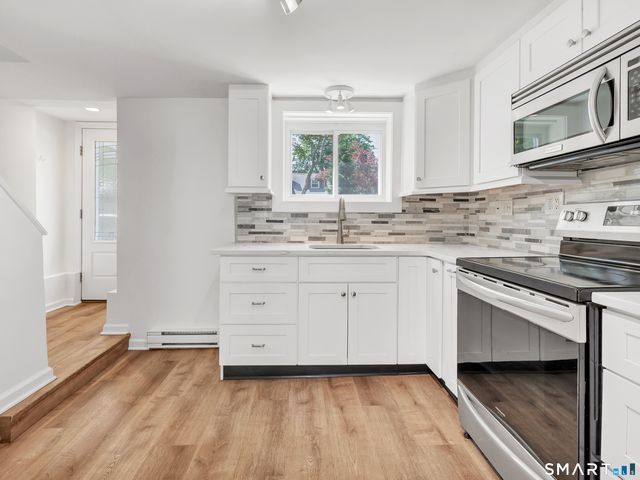 41 Frisbie Street, Stamford, CT 06906