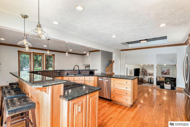 1505 N 213th Circle, Elkhorn, NE 68022