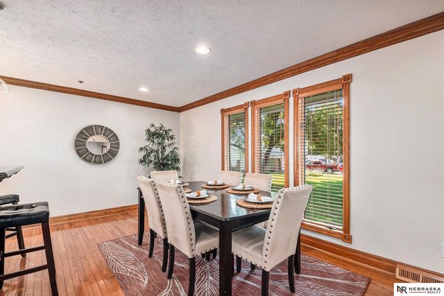 1505 N 213th Circle, Elkhorn, NE 68022