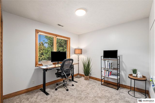 1505 N 213th Circle, Elkhorn, NE 68022