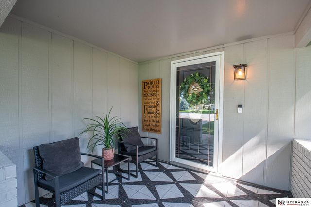 1505 N 213th Circle, Elkhorn, NE 68022