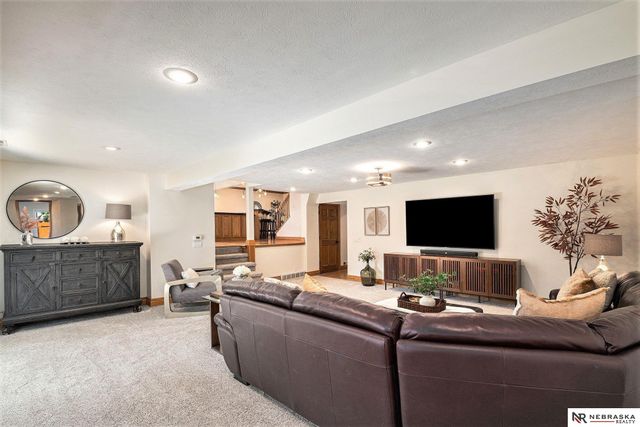 1505 N 213th Circle, Elkhorn, NE 68022