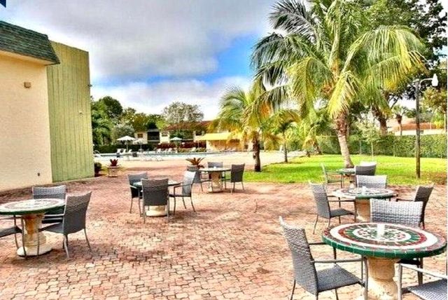 4141 NW 90th Avenue 103, Coral Springs, FL 33065