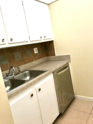 4141 NW 90th Avenue 103, Coral Springs, FL 33065