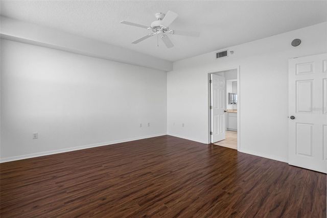 6575 99TH WAY N 22205, St Petersburg, FL 33708