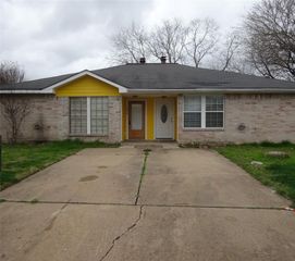 11019 Crenchrus Court, Houston, TX 77086