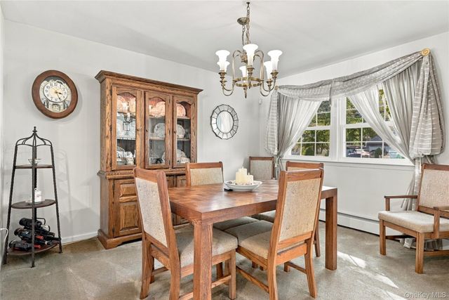 75 Bayview Drive, Oakdale, NY 11769