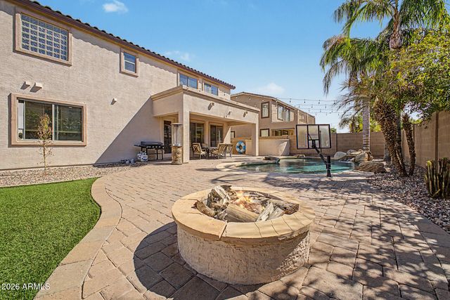 3265 E ARIS Drive, Gilbert, AZ 85298