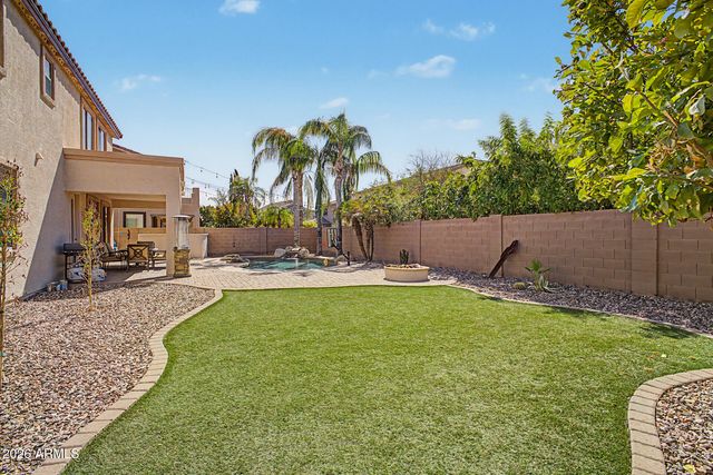 3265 E ARIS Drive, Gilbert, AZ 85298