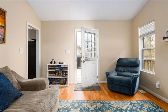 609 Ladford Lane, High Point, NC 27265