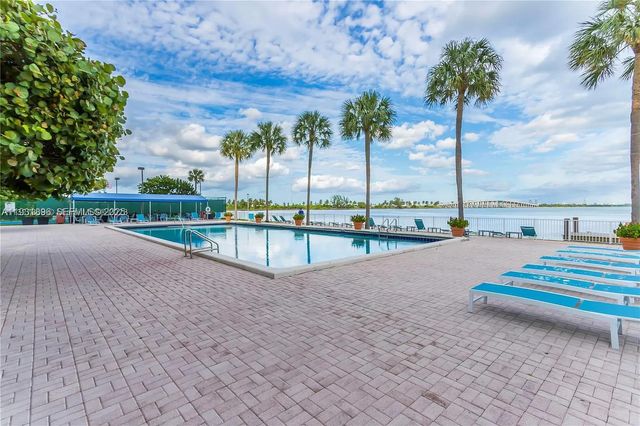 3301 NE 5th Ave 805, Miami, FL 33137