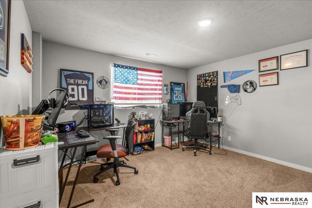 14905 S 18 Street, Bellevue, NE 68123