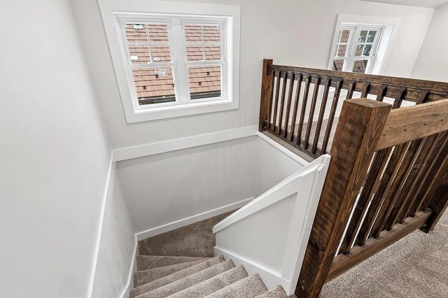 1952 N 86TH STREET, Wauwatosa, WI 53226