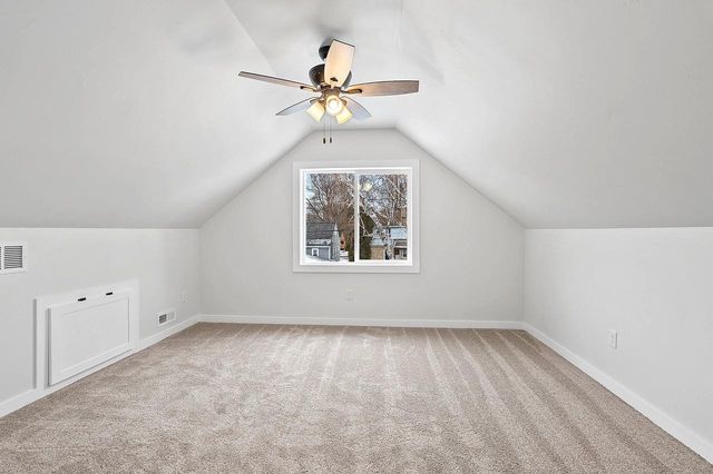 1952 N 86TH STREET, Wauwatosa, WI 53226