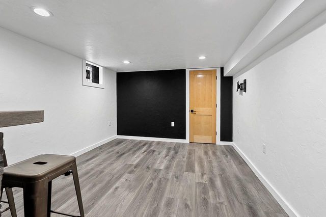 1952 N 86TH STREET, Wauwatosa, WI 53226