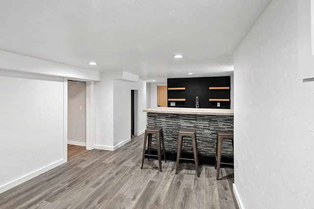 1952 N 86TH STREET, Wauwatosa, WI 53226