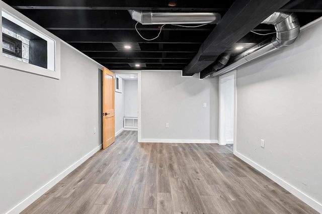 1952 N 86TH STREET, Wauwatosa, WI 53226