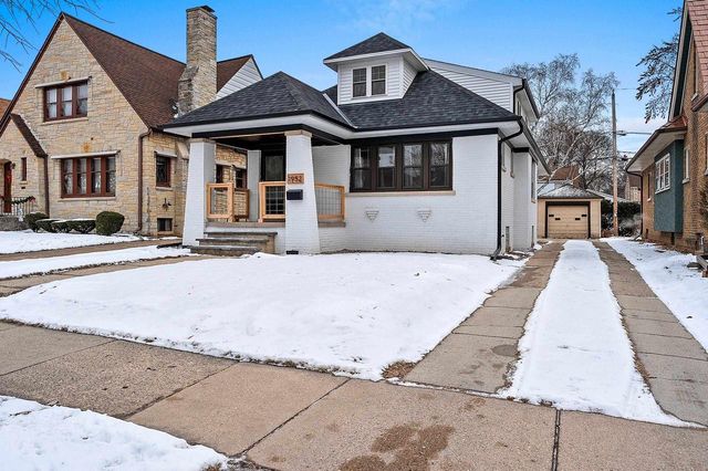 1952 N 86TH STREET, Wauwatosa, WI 53226