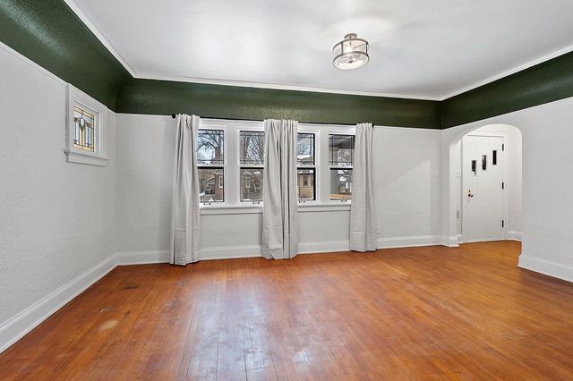 1952 N 86TH STREET, Wauwatosa, WI 53226