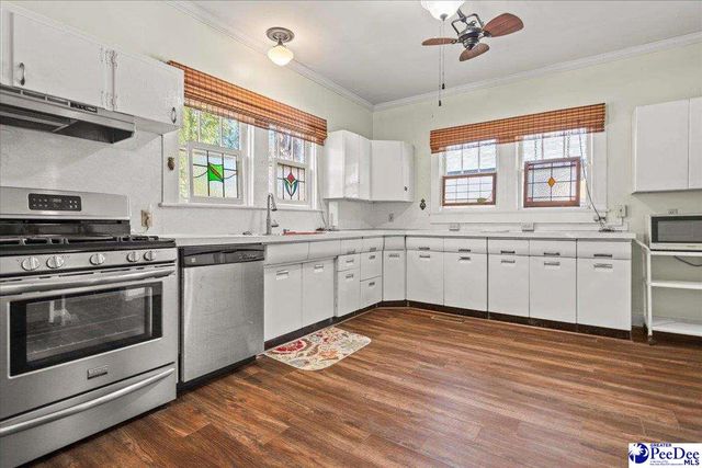 310 W College Avenue, Hartsville, SC 29550