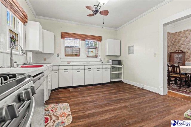 310 W College Avenue, Hartsville, SC 29550