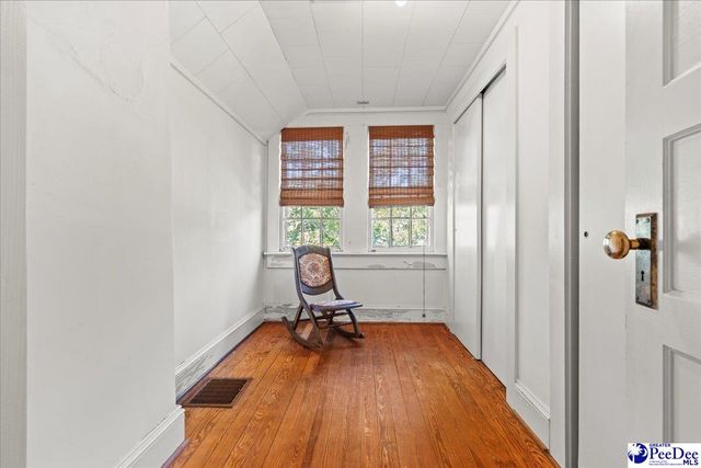 310 W College Avenue, Hartsville, SC 29550