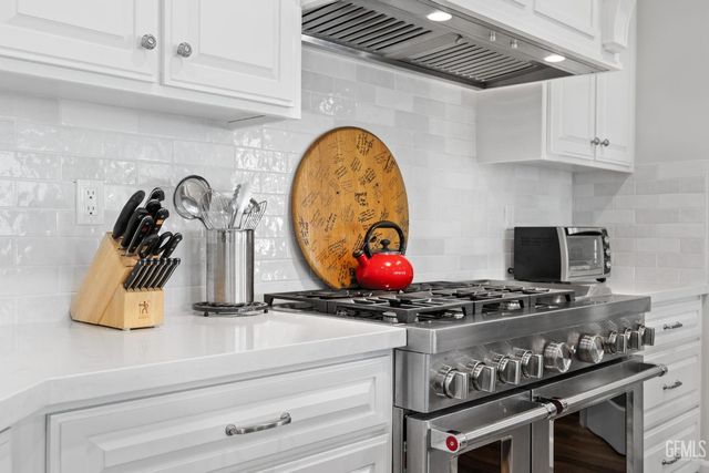 7108 Saint Andrews Drive, Bakersfield, CA 93309