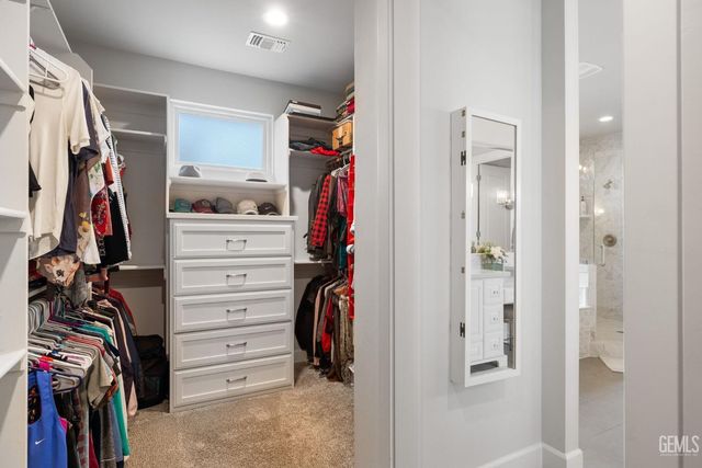 7108 Saint Andrews Drive, Bakersfield, CA 93309