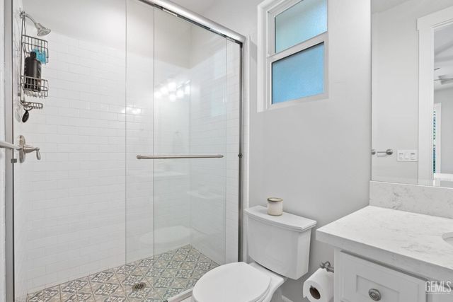 7108 Saint Andrews Drive, Bakersfield, CA 93309