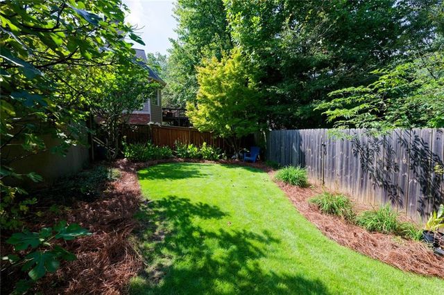 2721 Rustling Pines Court NE, Marietta, GA 30062