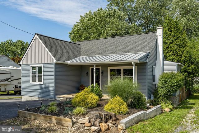 437 S 5TH ST, Oxford, PA 19363