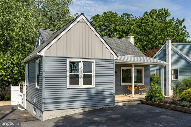 437 S 5TH ST, Oxford, PA 19363