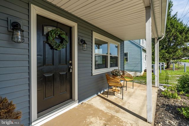 437 S 5TH ST, Oxford, PA 19363