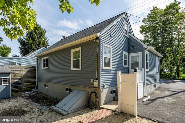 437 S 5TH ST, Oxford, PA 19363