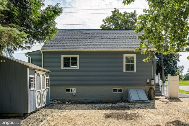 437 S 5TH ST, Oxford, PA 19363
