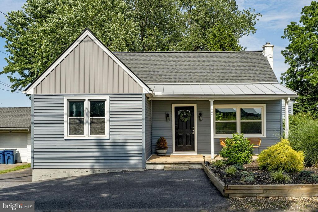 437 S 5TH ST, Oxford, PA 19363